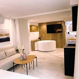  Appartamento Boutique Vv Con Jacuzzi